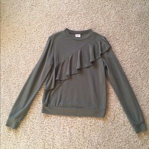 Long sleeve ruffle top